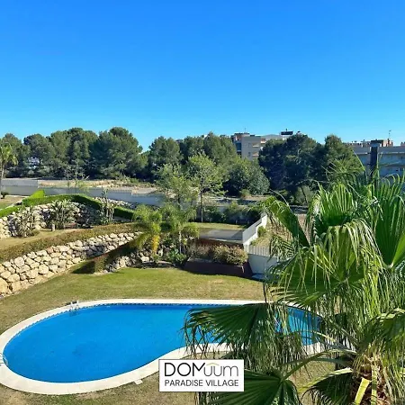 Domuum Holidays - Paradise Village * Salou