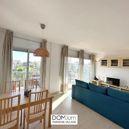 Domuum Holidays - Paradise Village * Salou
