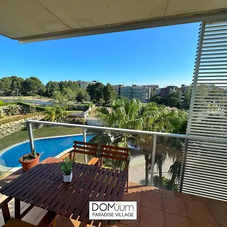 Domuum Holidays - Paradise Village Apartment *