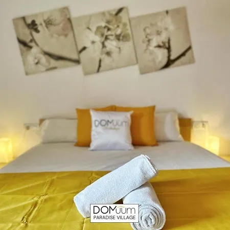 Domuum Holidays - Paradise Village * Salou