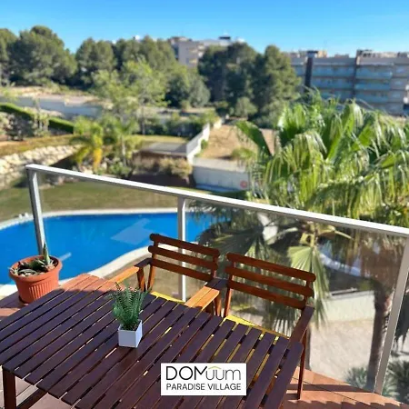 Domuum Holidays - Paradise Village Apartment
