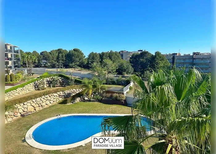 Domuum Holidays - Paradise Village * Салоу