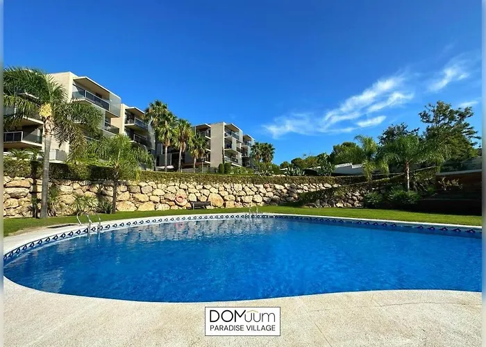 Апартаменты Domuum Holidays - Paradise Village