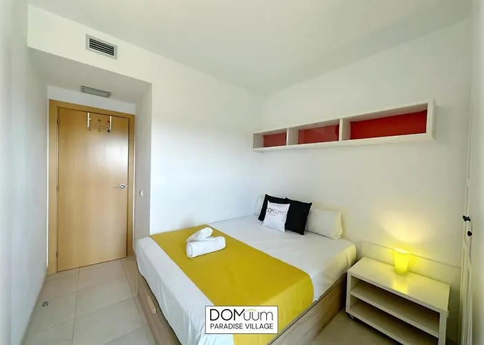 Апартаменты Domuum Holidays - Paradise Village *