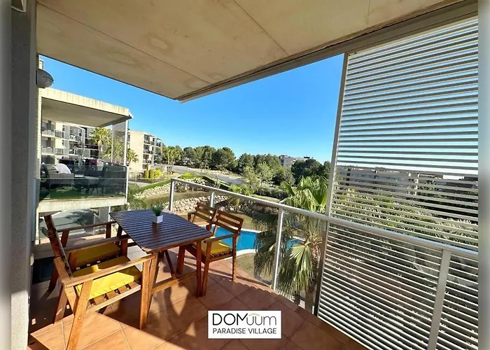 Domuum Holidays - Paradise Village *