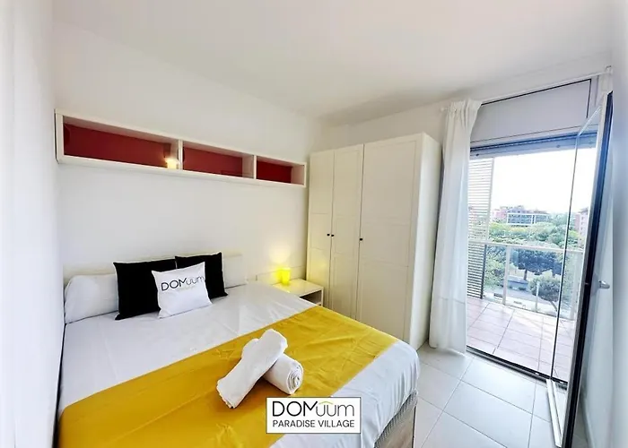 Domuum Holidays - Paradise Village